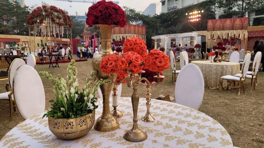 Heritage Palace Outdoor Gala Dining & Brass Centerpieces